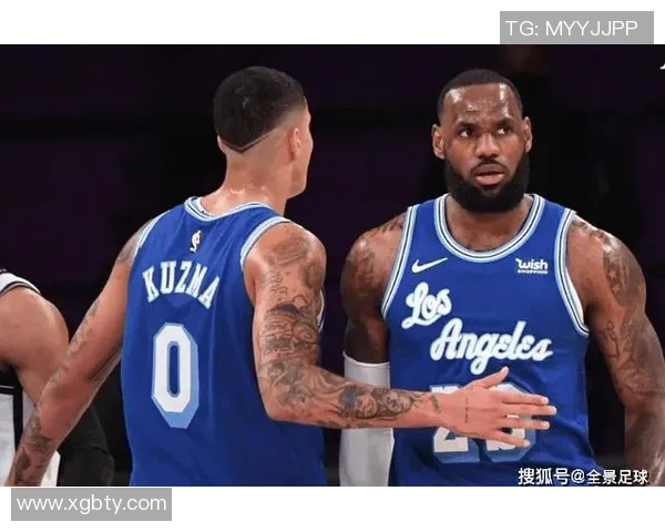 巴蜀足球明星全景盘点及其辉煌成就与影响力分析